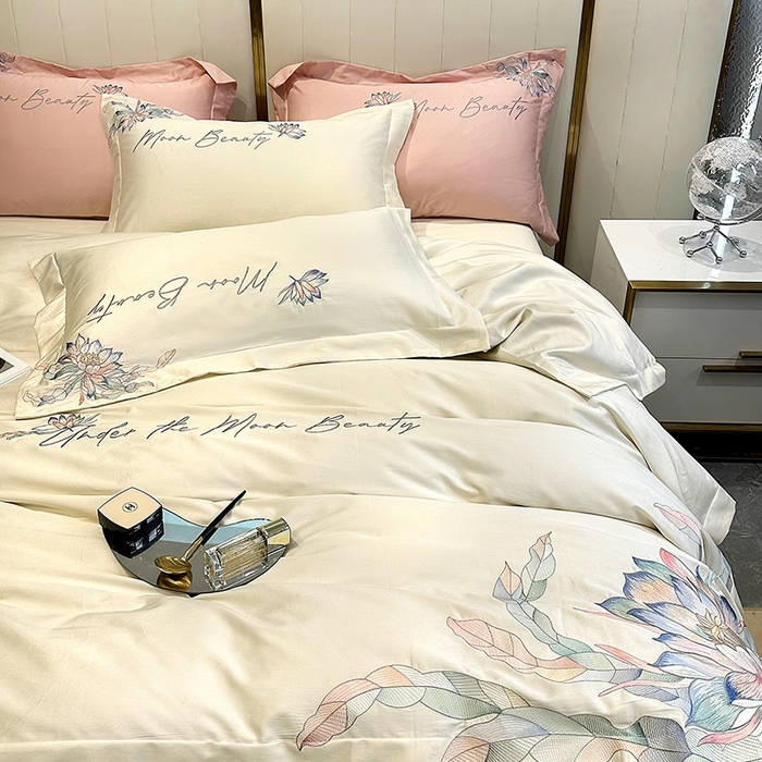 91家纺网 家纺一手货源 找家纺 宅家居 2024轻奢小香风纯棉长绒棉四件套奥菲亚系列 奶昔白