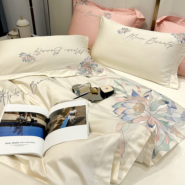 91家纺网 家纺一手货源 找家纺 宅家居 2024轻奢小香风纯棉长绒棉四件套奥菲亚系列 奶昔白