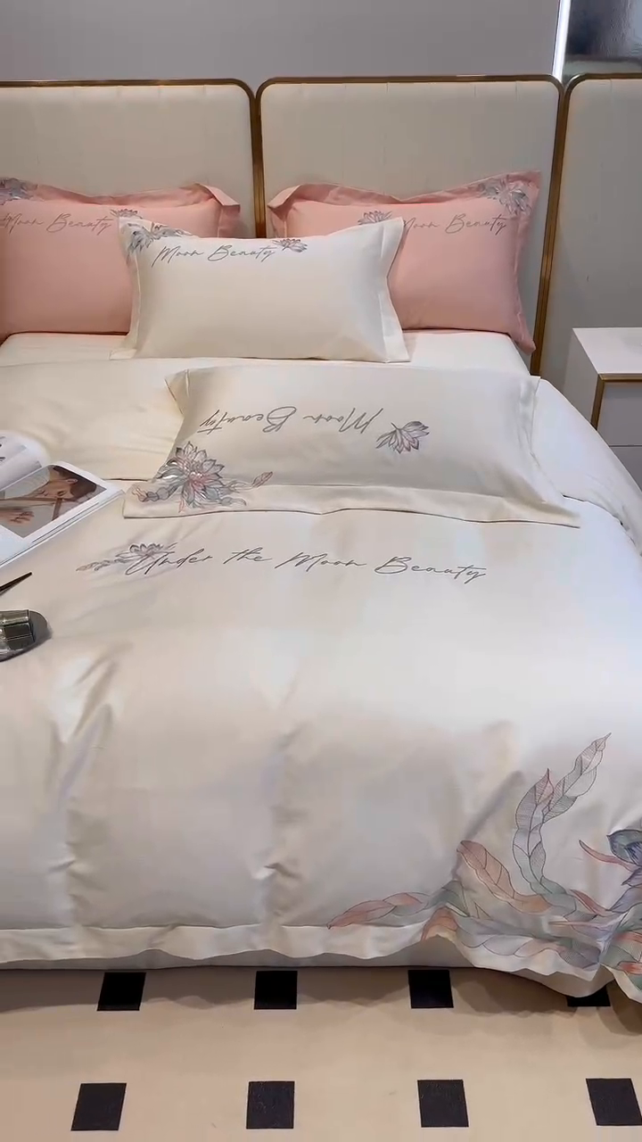 91家纺网 家纺一手货源 找家纺 宅家居 2024轻奢小香风纯棉长绒棉四件套奥菲亚系列 奶昔白