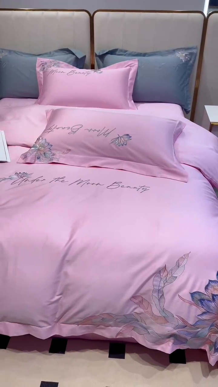 91家纺网 家纺一手货源 找家纺 宅家居 2024轻奢小香风纯棉长绒棉四件套奥菲亚系列 罗兰紫