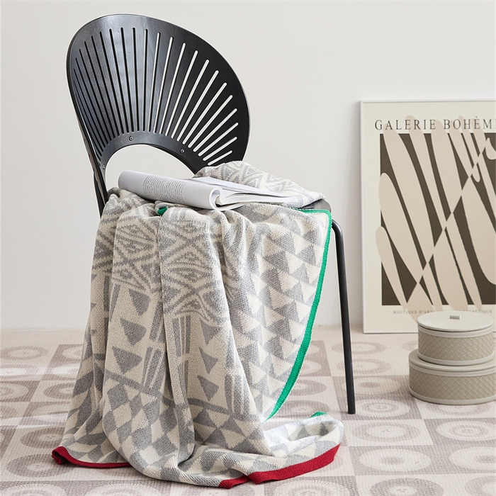 91家纺网 家纺一手货源 找家纺 （总）暖棉棉 墨言系列针织毯子