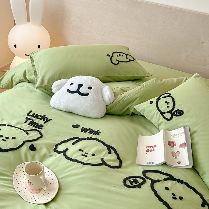 91家纺网 家纺一手货源 找家纺 澳梵家居 2023新款【是修狗呀】系列 全棉大版毛巾绣四件套 是修狗呀-豆绿