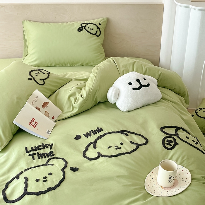 91家纺网 家纺一手货源 找家纺 澳梵家居 2023新款【是修狗呀】系列 全棉大版毛巾绣四件套 是修狗呀-豆绿