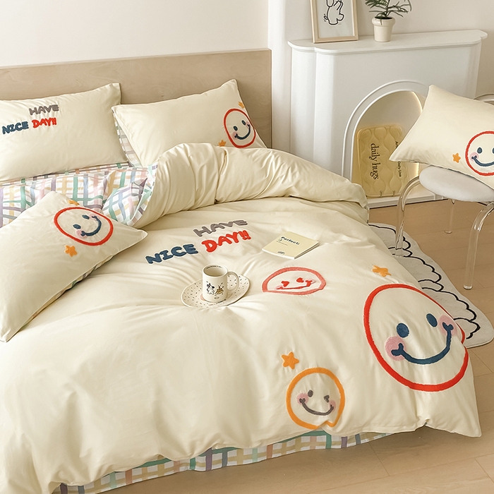 91家纺网 家纺一手货源 找家纺 澳梵家居 2023新款【是修狗呀】系列 全棉大版毛巾绣四件套 微笑百事达