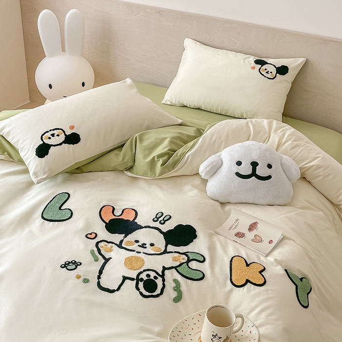 91家纺网 家纺一手货源 找家纺 澳梵家居 2023新款【是修狗呀】系列 全棉大版毛巾绣四件套 幸运小狗