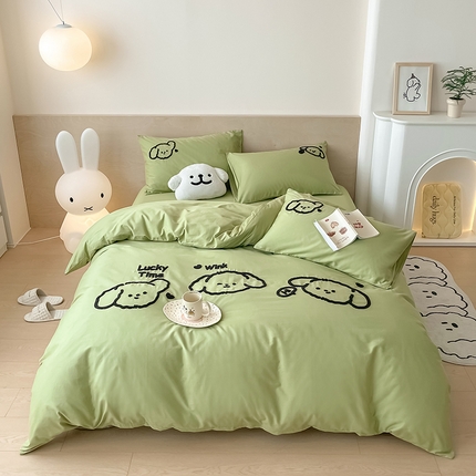 91家纺网 家纺一手货源 找家纺 澳梵家居 2023新款【是修狗呀】系列 全棉大版毛巾绣四件套 是修狗呀-豆绿