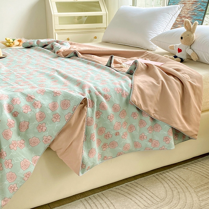 91家纺网 家纺一手货源 找家纺 畅畅家纺2023新款A类水洗棉麻双层纱夏被四件套 法式玫瑰