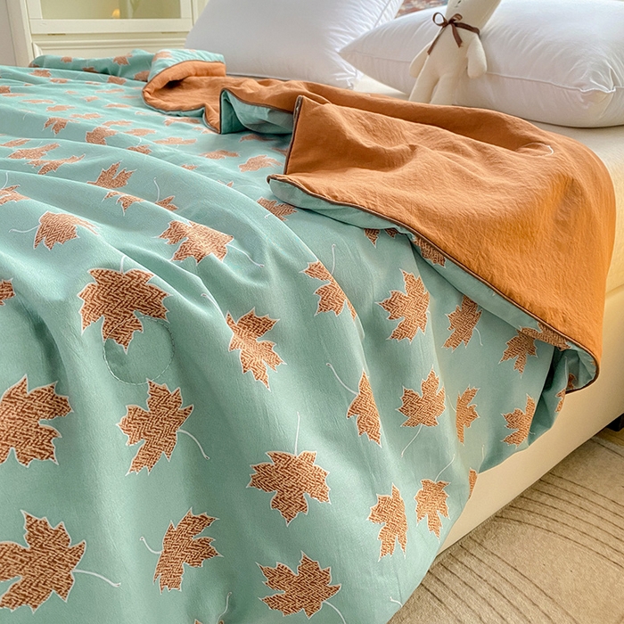 91家纺网 家纺一手货源 找家纺 畅畅家纺2023新款A类水洗棉麻双层纱夏被四件套 枫叶