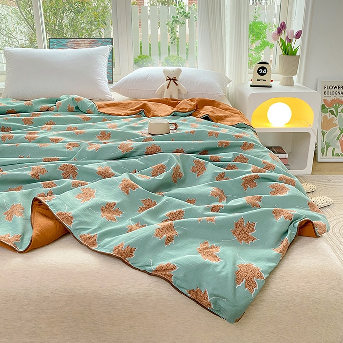 91家纺网 家纺一手货源 找家纺 畅畅家纺2023新款A类水洗棉麻双层纱夏被四件套 枫叶