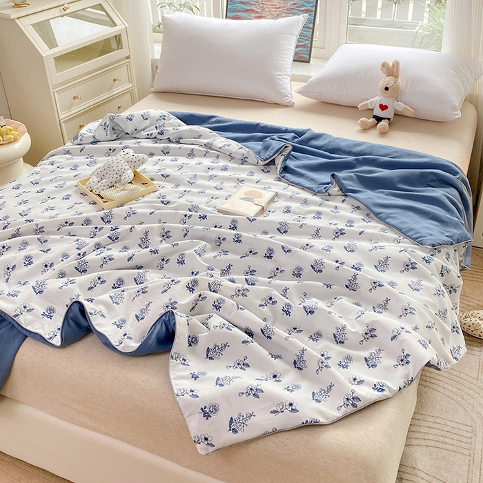 91家纺网 家纺一手货源 找家纺 畅畅家纺2023新款A类水洗棉麻双层纱夏被四件套 花开半夏