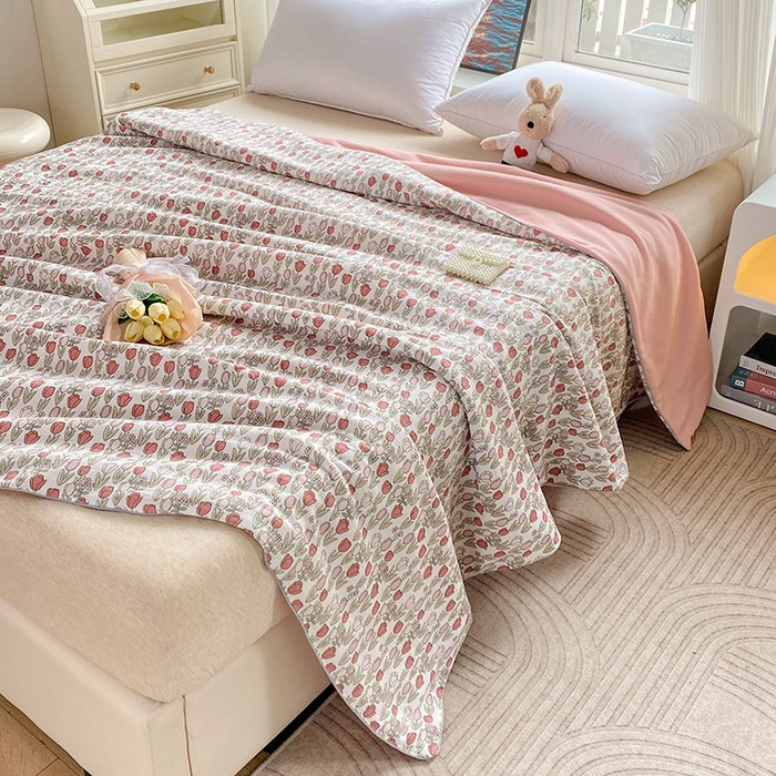 91家纺网 家纺一手货源 找家纺 畅畅家纺2023新款A类水洗棉麻双层纱夏被四件套 郁金香