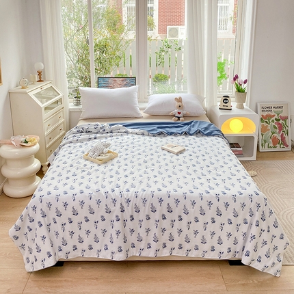 91家纺网 家纺一手货源 找家纺 畅畅家纺2023新款A类水洗棉麻双层纱夏被四件套 花开半夏