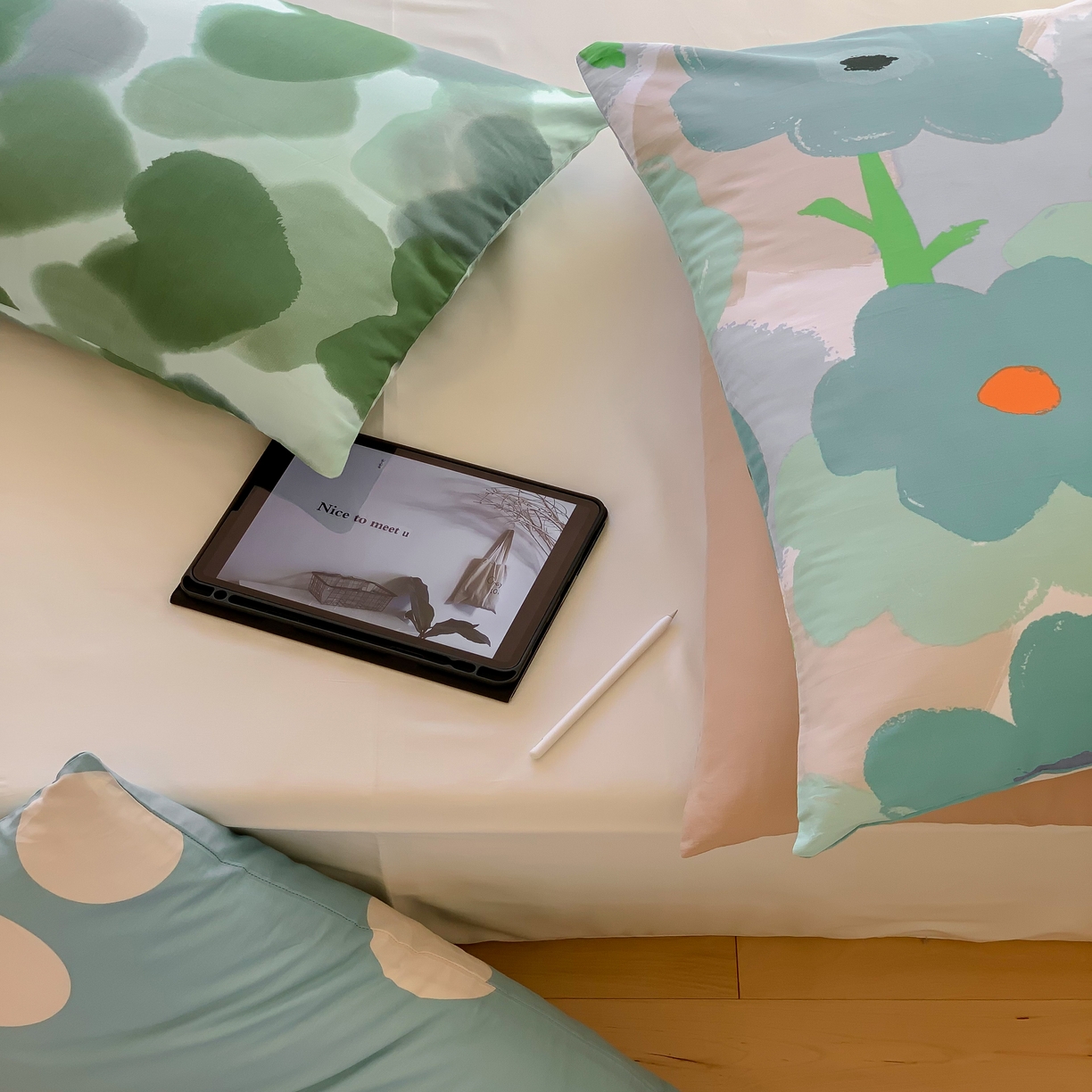 91家纺网 家纺一手货源 找家纺 窝米 全棉斜纹枕套（花卉类） 莲娜绿枕套