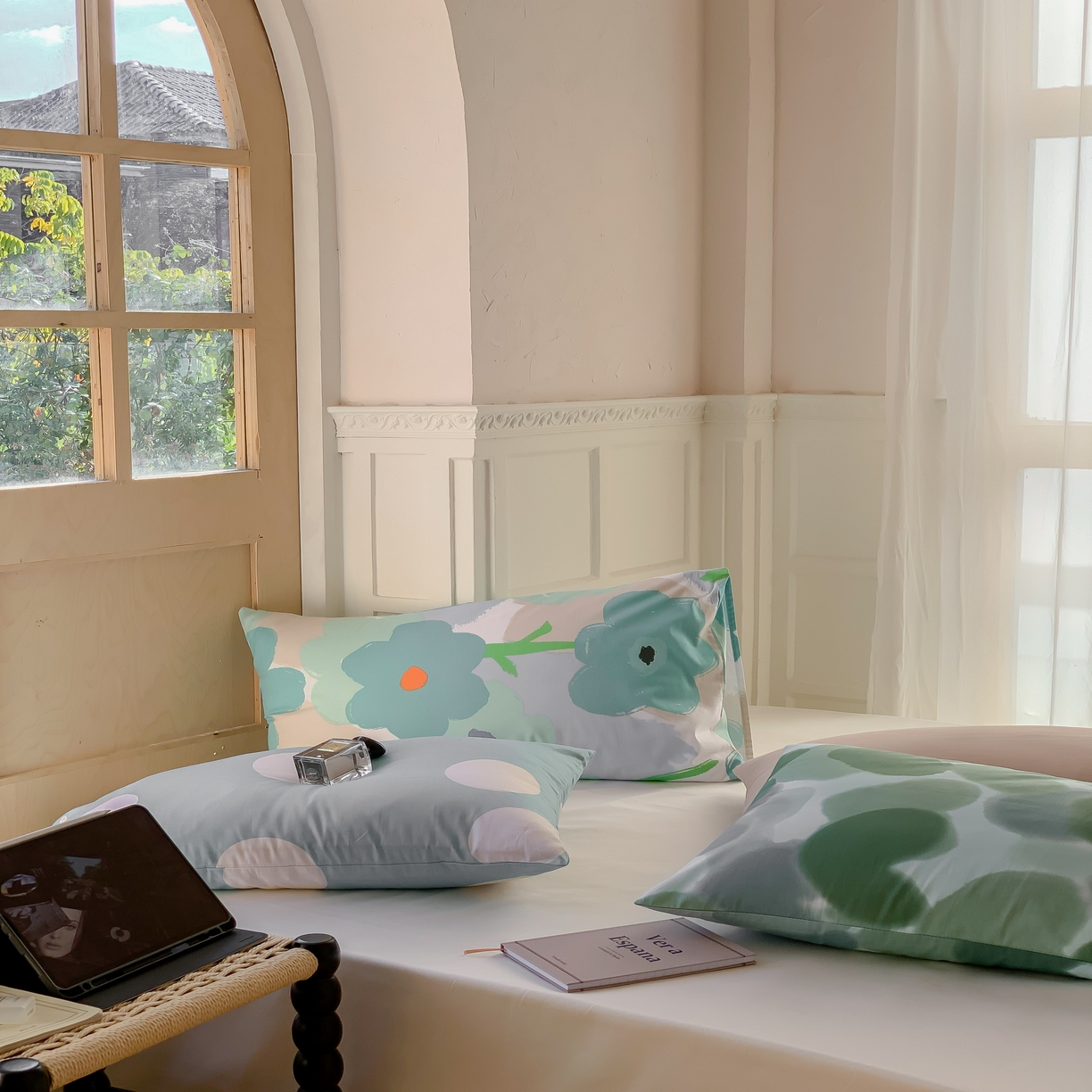 91家纺网 家纺一手货源 找家纺 窝米 全棉斜纹枕套（花卉类） 绿藤枕套