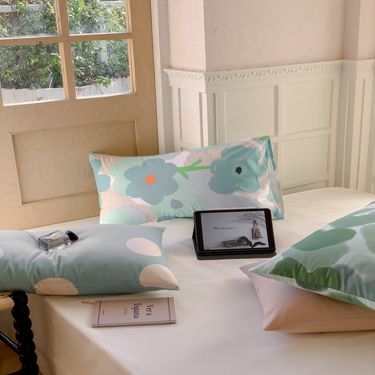 91家纺网 家纺一手货源 找家纺 窝米 全棉斜纹枕套（花卉类） 绿藤枕套