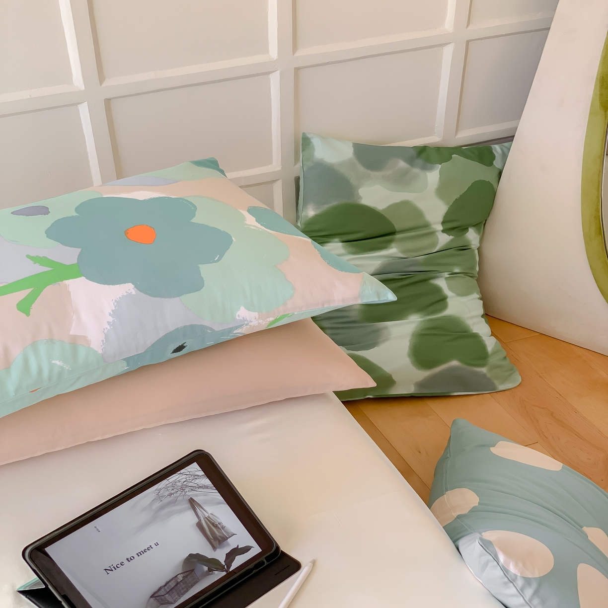 91家纺网 家纺一手货源 找家纺 窝米 全棉斜纹枕套（花卉类） 绿藤枕套