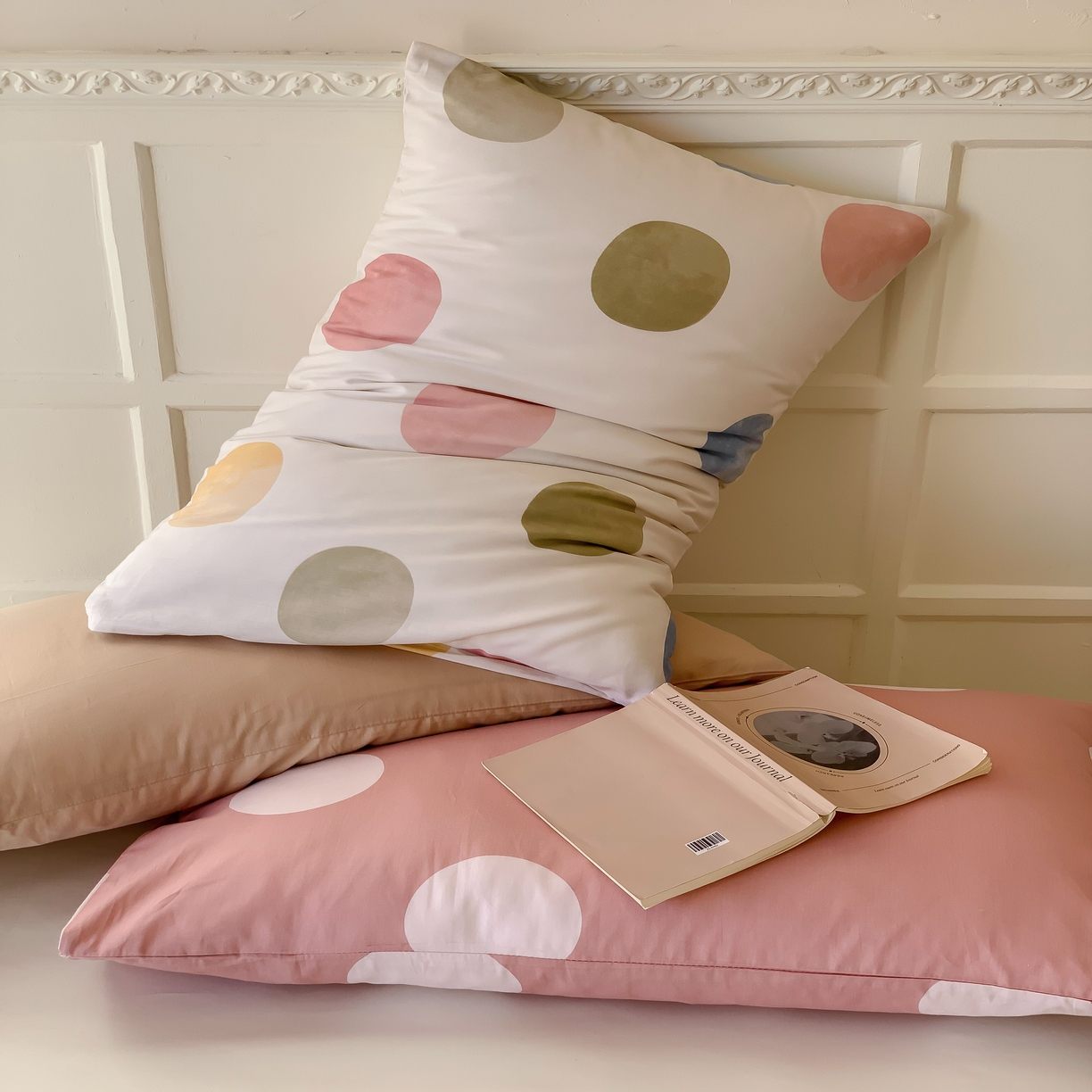 91家纺网 家纺一手货源 找家纺 窝米 全棉斜纹枕套（简约类） 拉卡粉枕套