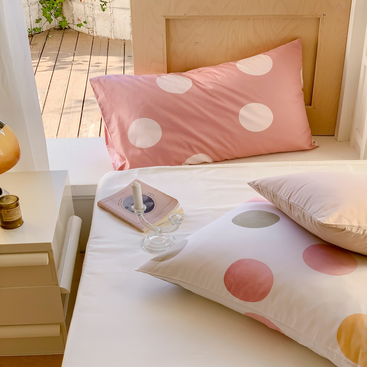 91家纺网 家纺一手货源 找家纺 窝米 全棉斜纹枕套（简约类） 拉卡粉枕套