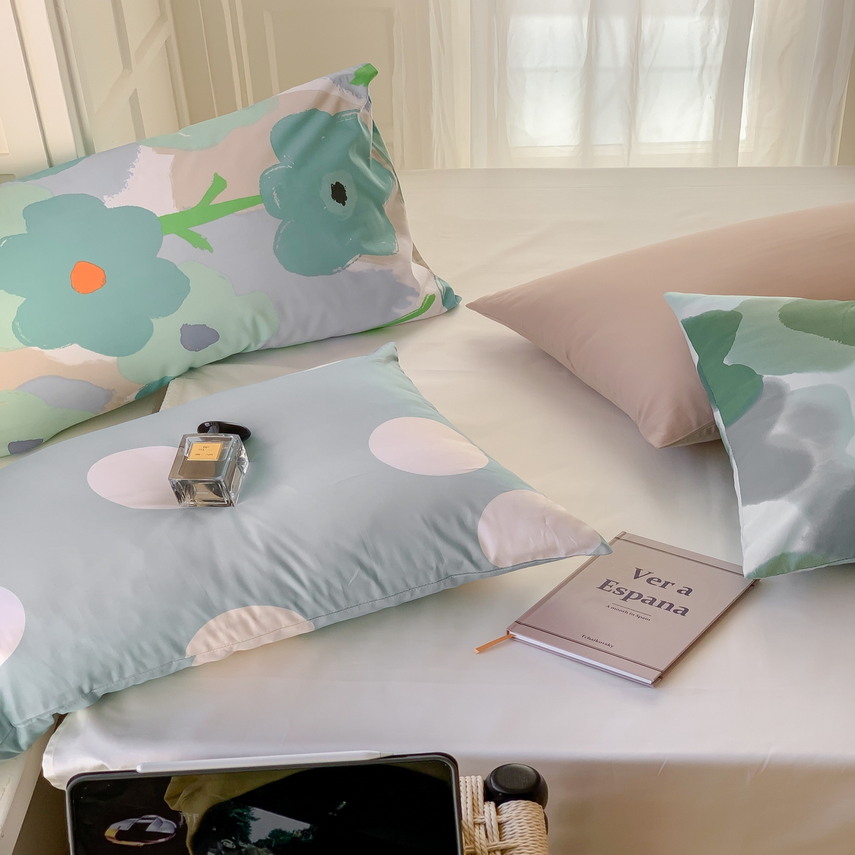 91家纺网 家纺一手货源 找家纺 窝米 全棉斜纹枕套（简约类） 拉卡蓝枕套