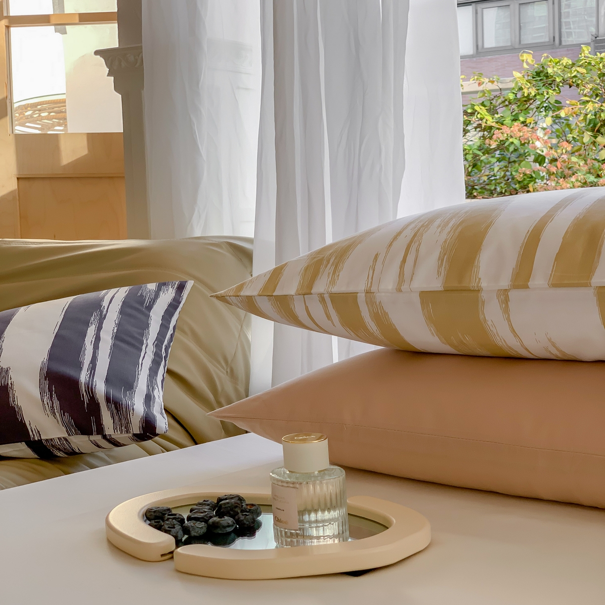 91家纺网 家纺一手货源 找家纺 窝米 全棉斜纹枕套（简约类） 水波纹驼枕套