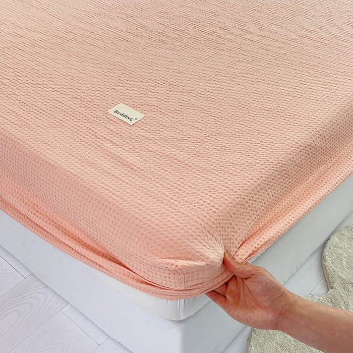 91家纺网 家纺一手货源 找家纺 澳梵家居 2023新品全棉华夫格床笠单品 华夫格-粉玉