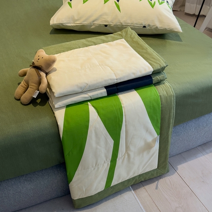 怡家居 2023新款全棉小清新手包边夏被四件套 春风