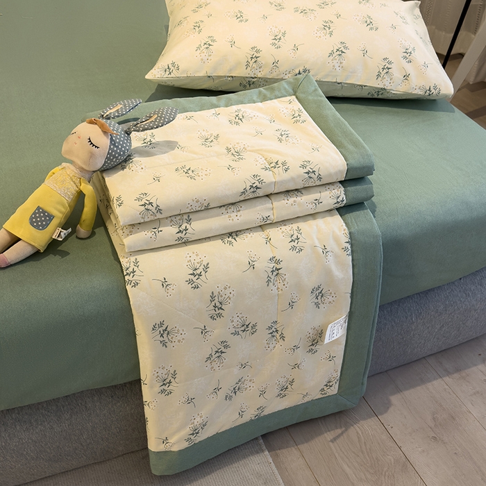 91家纺网 家纺一手货源 找家纺 怡家居 2023新款全棉小清新手包边夏被四件套 妃子笑