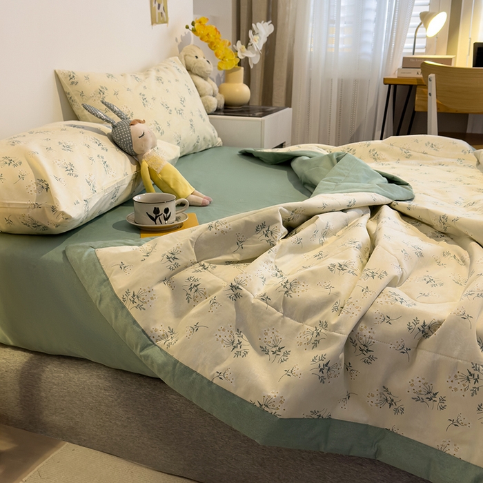 91家纺网 家纺一手货源 找家纺 怡家居 2023新款全棉小清新手包边夏被四件套 妃子笑