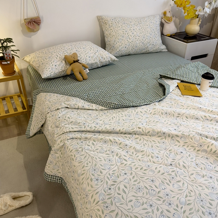 91家纺网 家纺一手货源 找家纺 怡家居 2023新款全棉小清新手包边夏被四件套 欢颜-绿