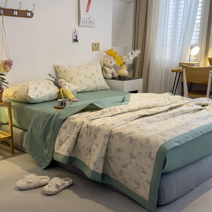 91家纺网 家纺一手货源 找家纺 怡家居 2023新款全棉小清新手包边夏被四件套 妃子笑