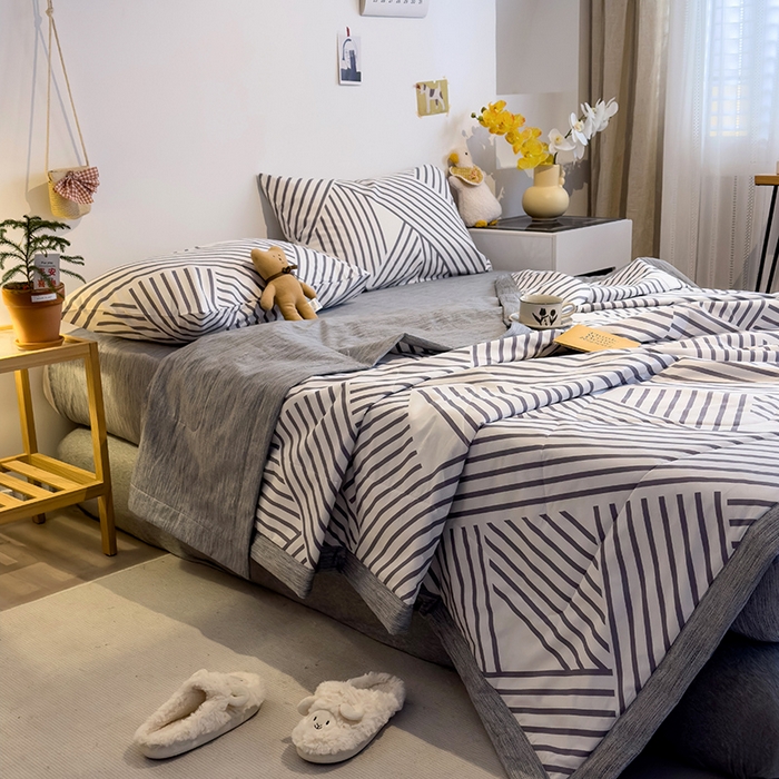 91家纺网 家纺一手货源 找家纺 怡家居 2023新款全棉小清新手包边夏被四件套 卡西