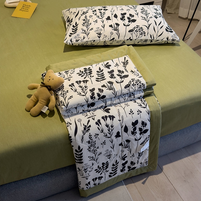 91家纺网 家纺一手货源 找家纺 怡家居 2023新款全棉小清新手包边夏被四件套 沐心