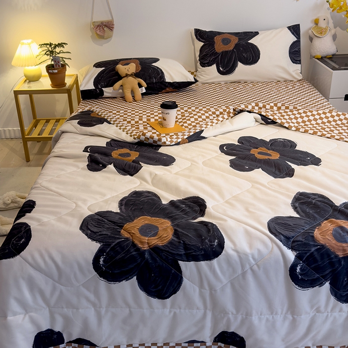 91家纺网 家纺一手货源 找家纺 怡家居 2023新款全棉小清新手包边夏被四件套 迷彩