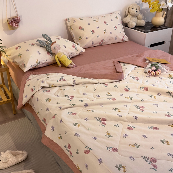 91家纺网 家纺一手货源 找家纺 怡家居 2023新款全棉小清新手包边夏被四件套 蔷薇