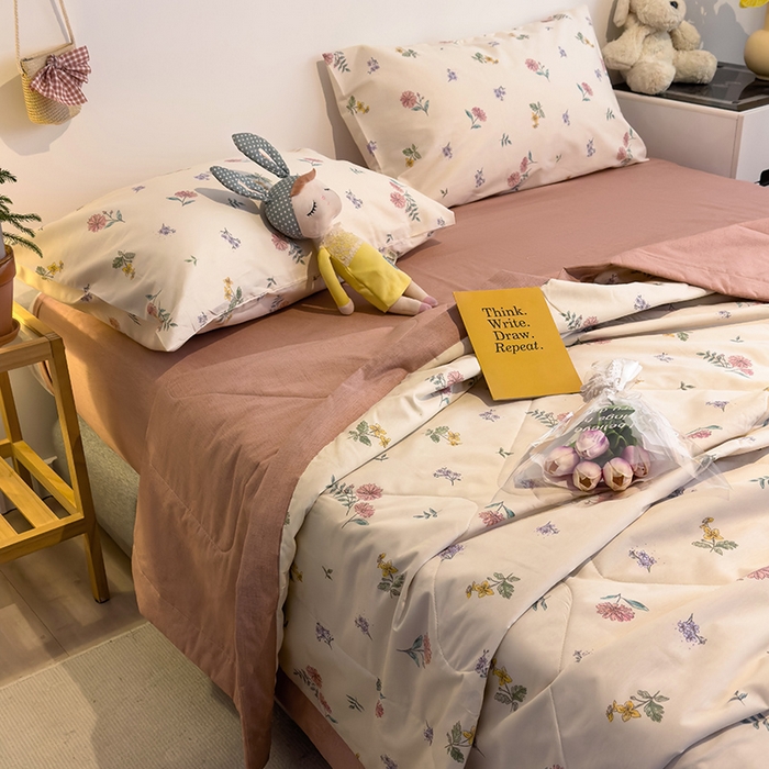 91家纺网 家纺一手货源 找家纺 怡家居 2023新款全棉小清新手包边夏被四件套 蔷薇