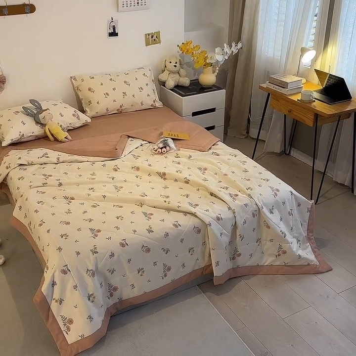 91家纺网 家纺一手货源 找家纺 怡家居 2023新款全棉小清新手包边夏被四件套 蔷薇