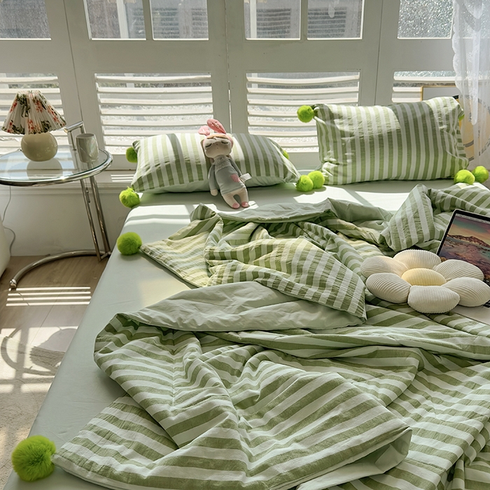 91家纺网 家纺一手货源 找家纺 怡家居 2023新款水洗棉可脱卸球球夏被四件套 青柠