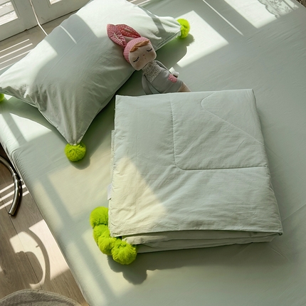 怡家居 2023新款水洗棉可脱卸球球夏被四件套 抹茶