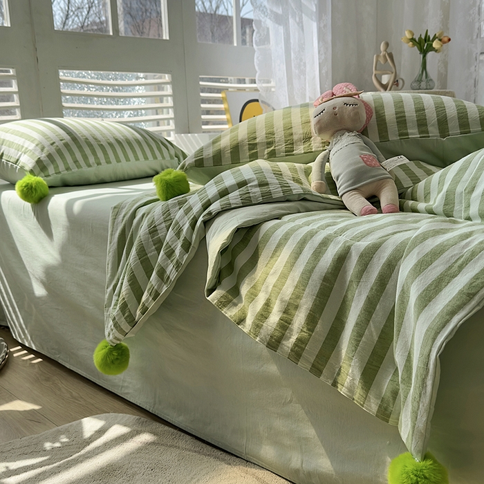 91家纺网 家纺一手货源 找家纺 怡家居 2023新款水洗棉可脱卸球球夏被四件套 青柠