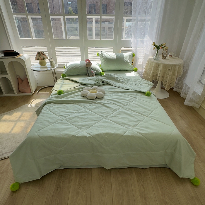 91家纺网 家纺一手货源 找家纺 怡家居 2023新款水洗棉可脱卸球球夏被四件套 抹茶