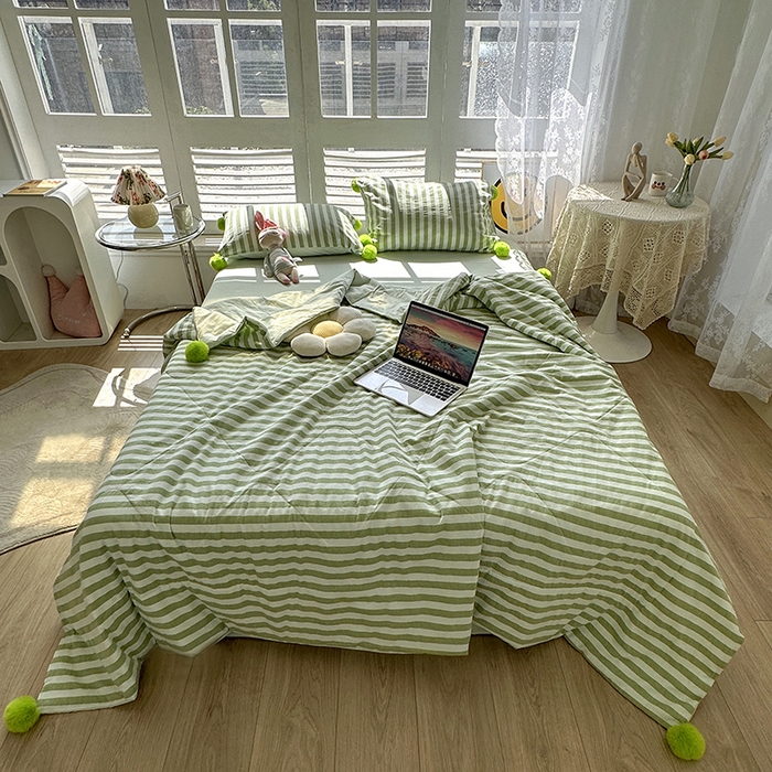 91家纺网 家纺一手货源 找家纺 怡家居 2023新款水洗棉可脱卸球球夏被四件套 青柠