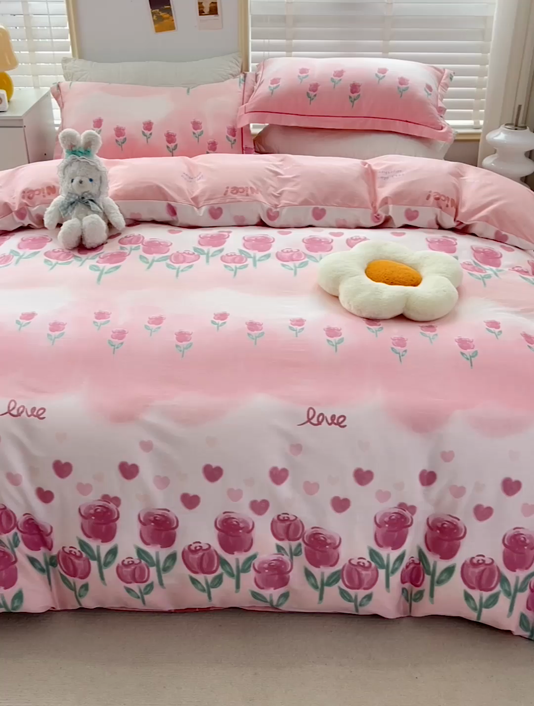 91家纺网 家纺一手货源 找家纺 乐童 2024网红直播爆款吊边＋一字绣工艺款四件套（七） 浪漫花开