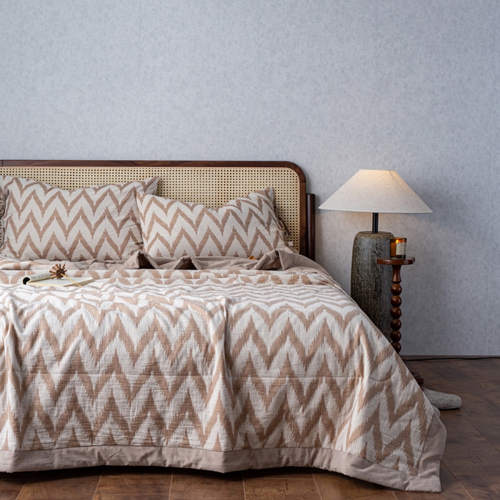 91家纺网 家纺一手货源 找家纺 （总）安莱生活 2023新款双层纱复古大提花系列海澜夏被及夏被四件套