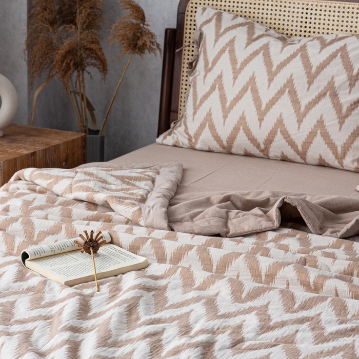 91家纺网 家纺一手货源 找家纺 （总）安莱生活 2023新款双层纱复古大提花系列海澜夏被及夏被四件套