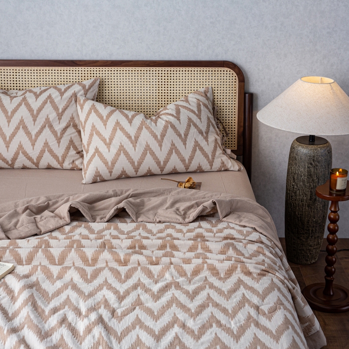 91家纺网 家纺一手货源 找家纺 （总）安莱生活 2023新款双层纱复古大提花系列海澜夏被及夏被四件套