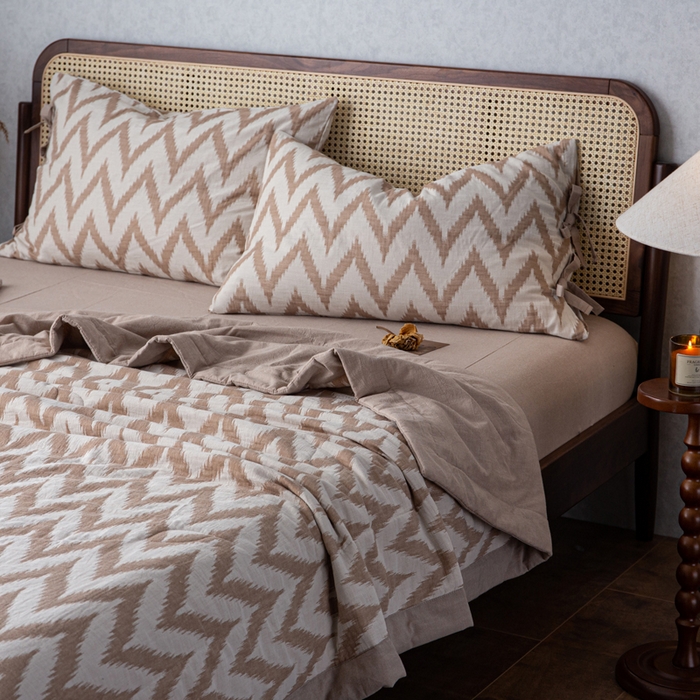 91家纺网 家纺一手货源 找家纺 （总）安莱生活 2023新款双层纱复古大提花系列海澜夏被及夏被四件套