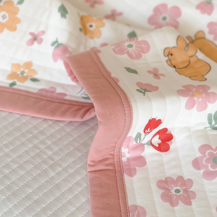 91家纺网 家纺一手货源 找家纺 吾秀 2023新款A类棉代尔针织棉毯 菲菲兔（粉）