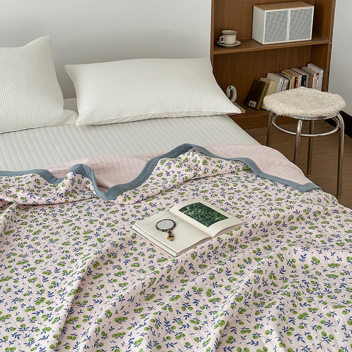 91家纺网 家纺一手货源 找家纺 吾秀 2023新款A类棉代尔针织棉毯 小香果（粉）