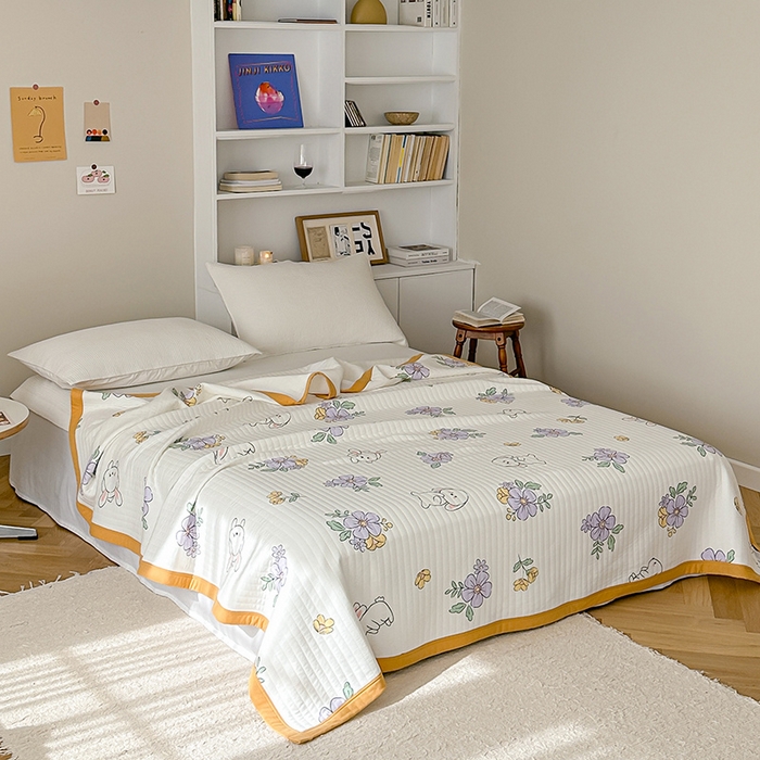 91家纺网 家纺一手货源 找家纺 吾秀 2023新款A类棉代尔针织棉毯 甜心小兔（米白）