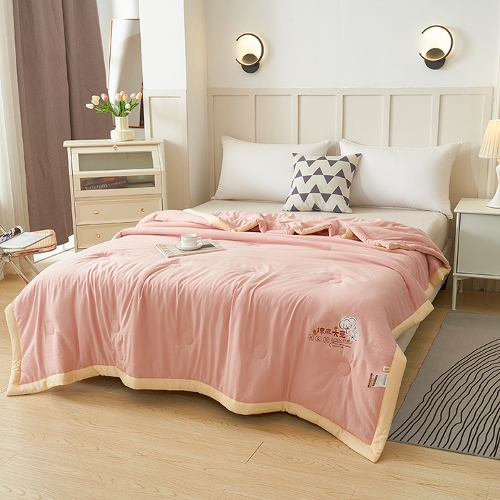 91家纺网 家纺一手货源 找家纺 样样红被业 2023新款棉麻大豆夏凉被 樱花粉